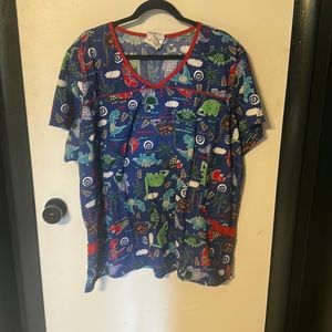 Uniform advantage EUC scrub top